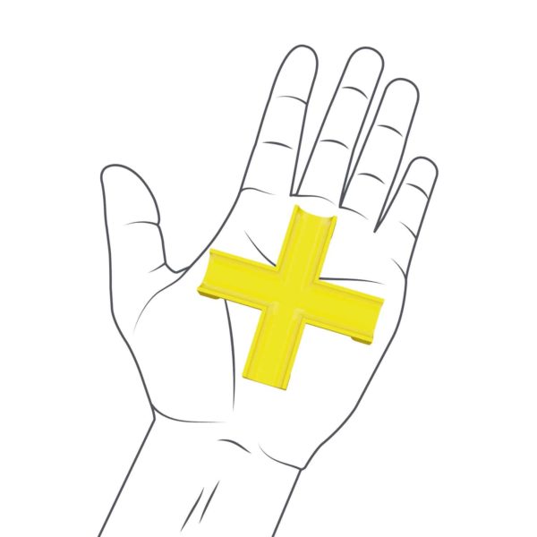 Hand mit Hubelino Pi Kugelbahn Klemmbaustein Kreuzung